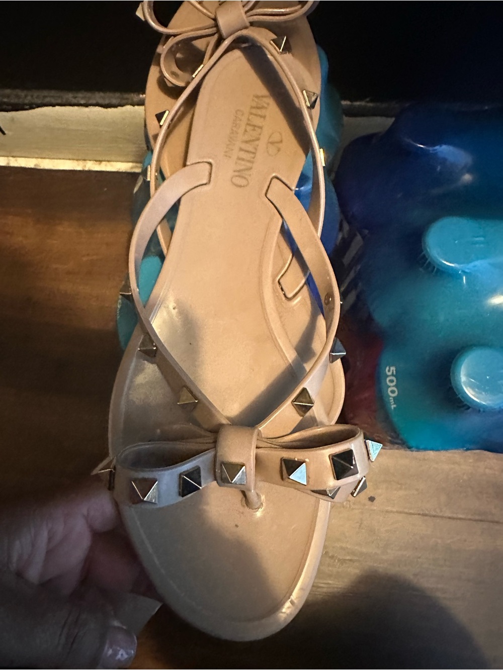 Valentino Garavani Nude Bow Rockstud Flat Sandals